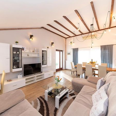 ביוגראד נה מורו Apartman Lana מראה חיצוני תמונה