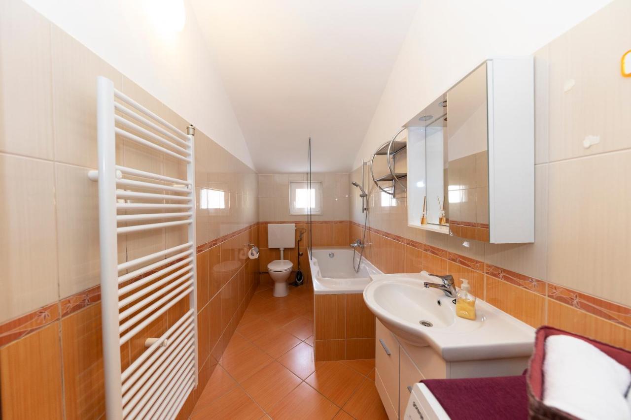 ביוגראד נה מורו Apartman Lana מראה חיצוני תמונה